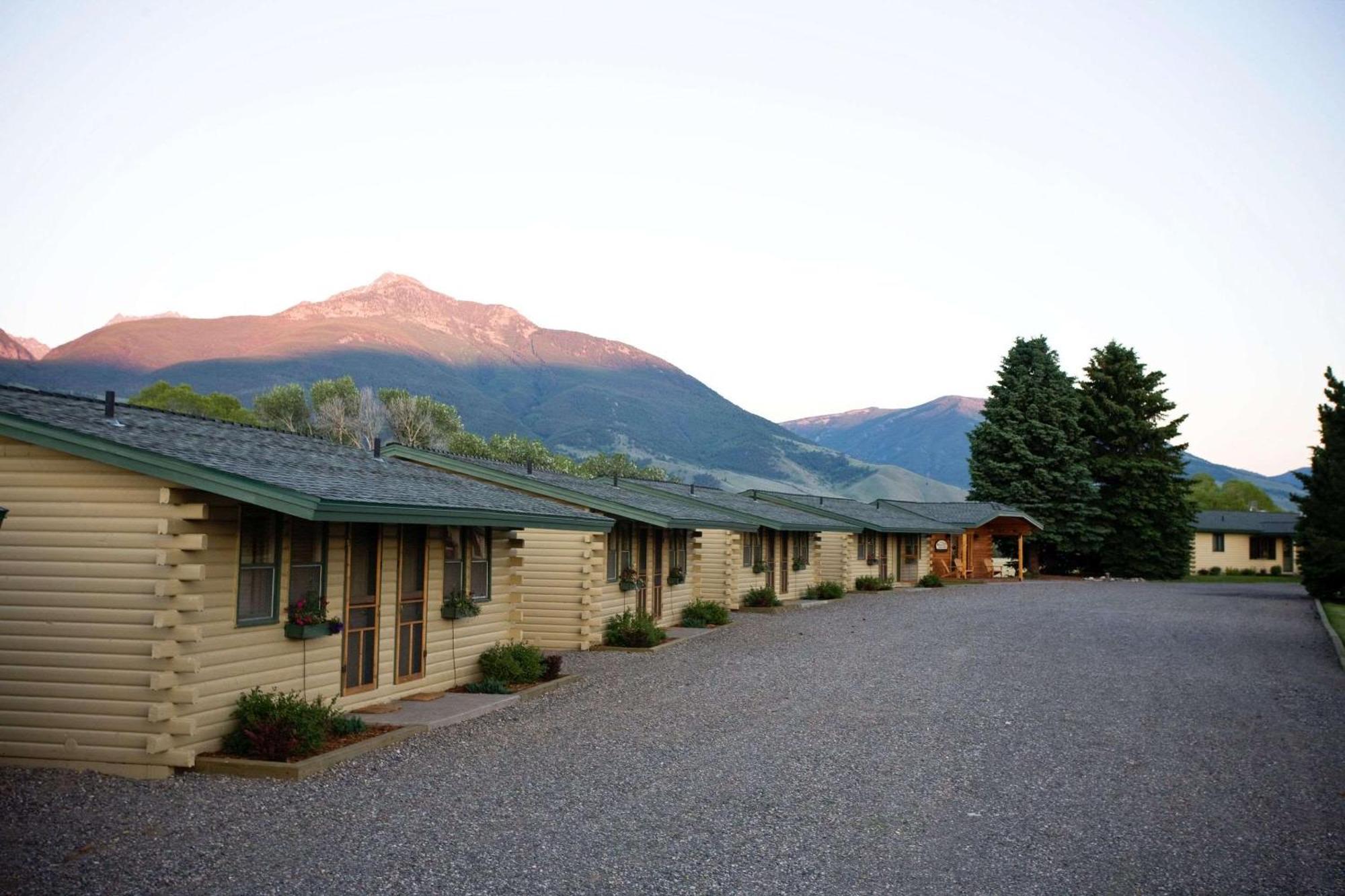 Yellowstone Valley Lodge, Ascend Hotel Collection Pray Kültér fotó