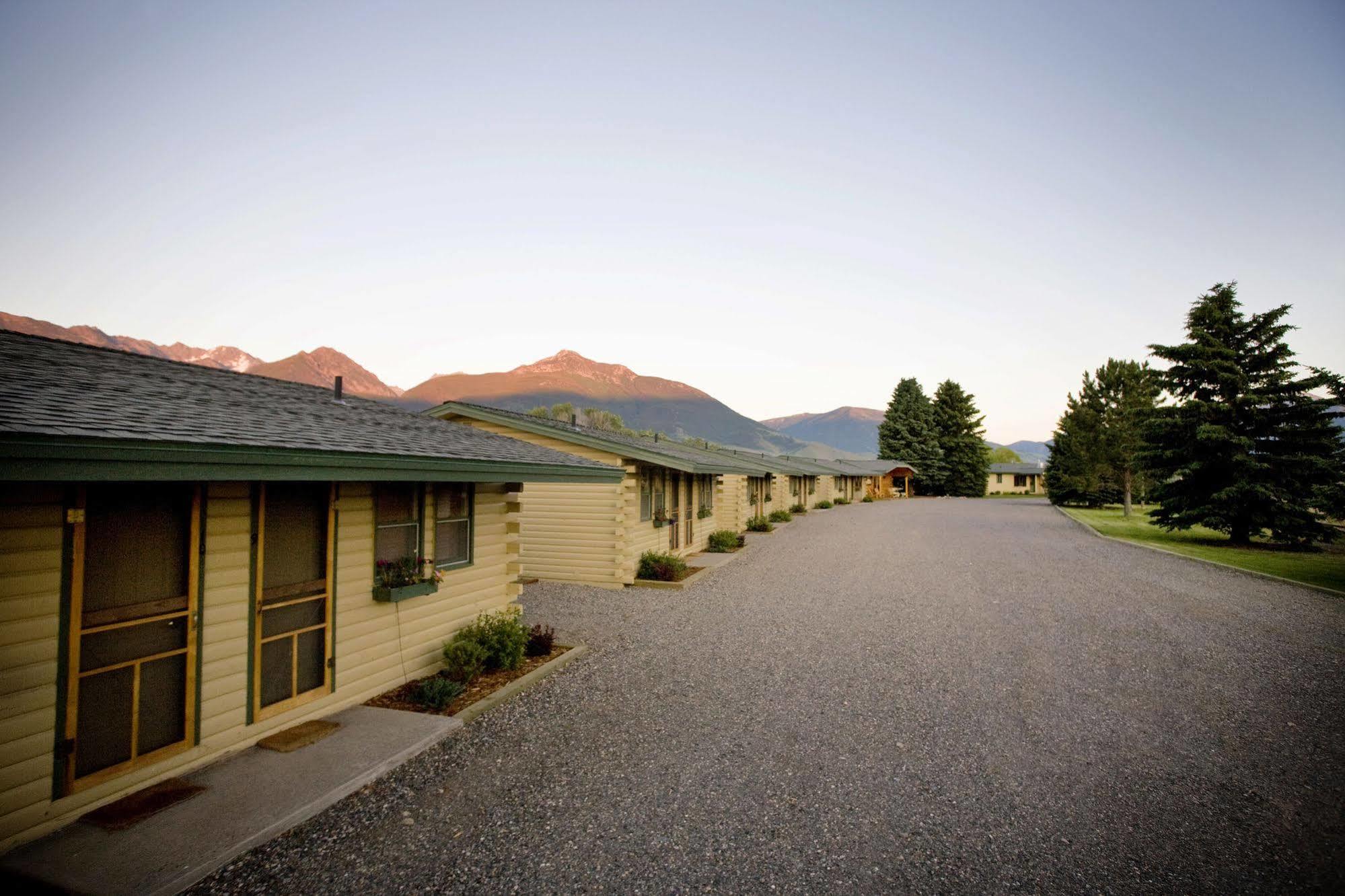 Yellowstone Valley Lodge, Ascend Hotel Collection Pray Kültér fotó