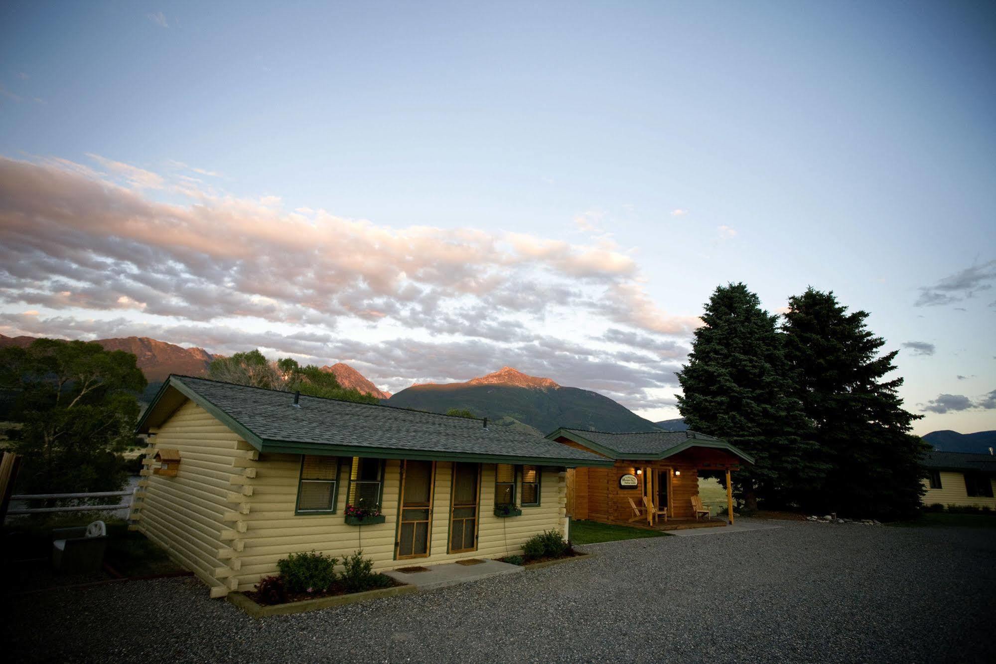 Yellowstone Valley Lodge, Ascend Hotel Collection Pray Kültér fotó